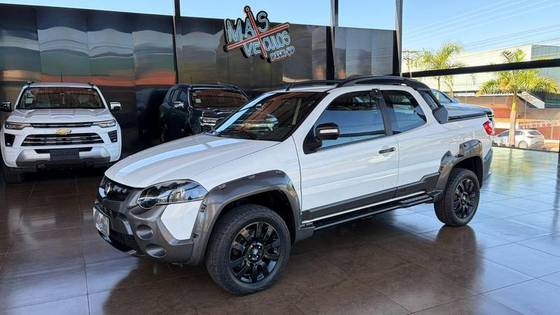 FIAT STRADA 1.8 MPI ADVENTURE CD 16V FLEX 3P MANUAL